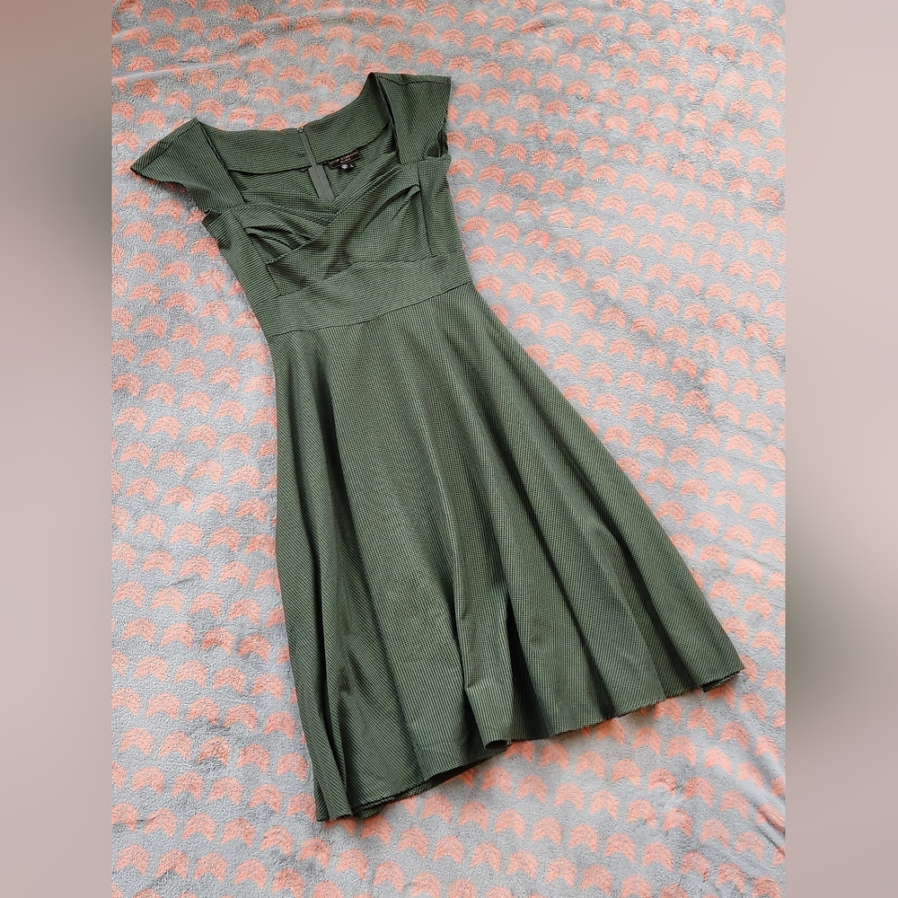 Stop Staring! Retro Swing Dress in Green and Black Houndstooth Size Large